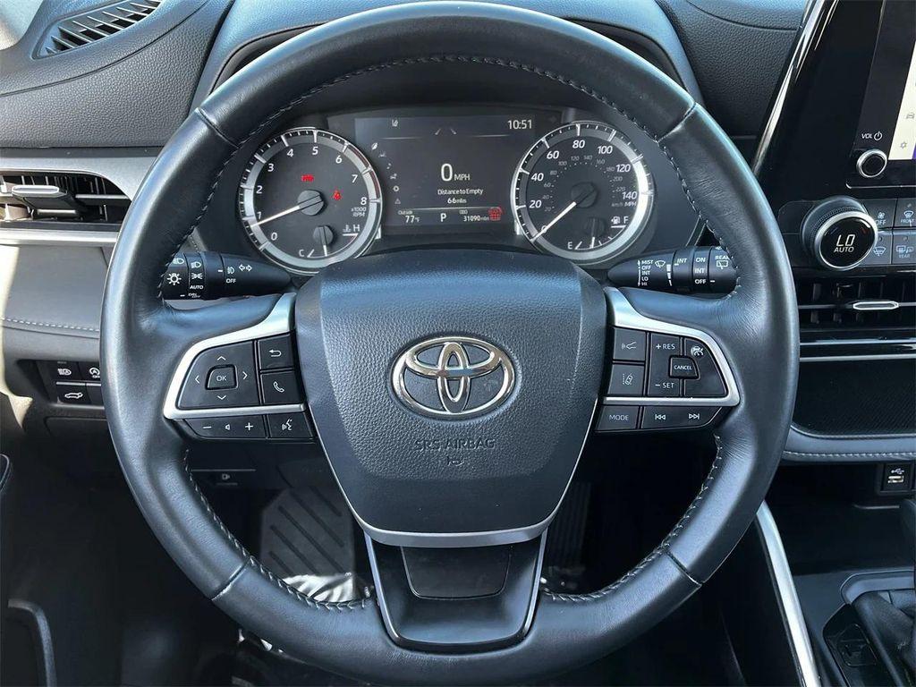 used 2024 Toyota Highlander car, priced at $34,480