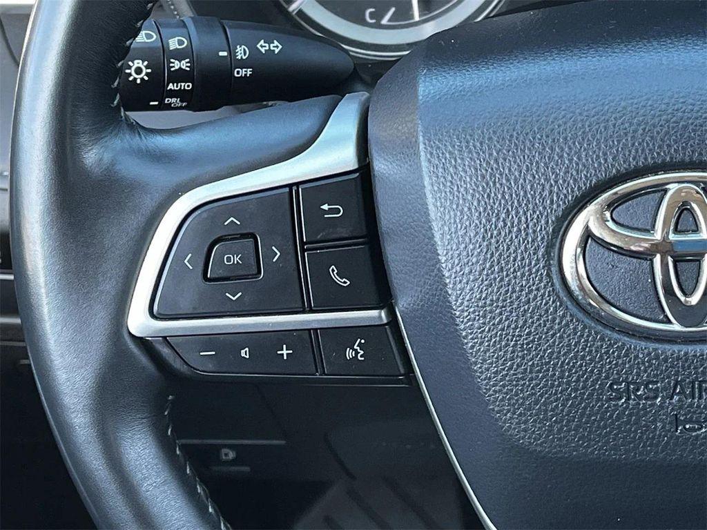 used 2024 Toyota Highlander car, priced at $34,480