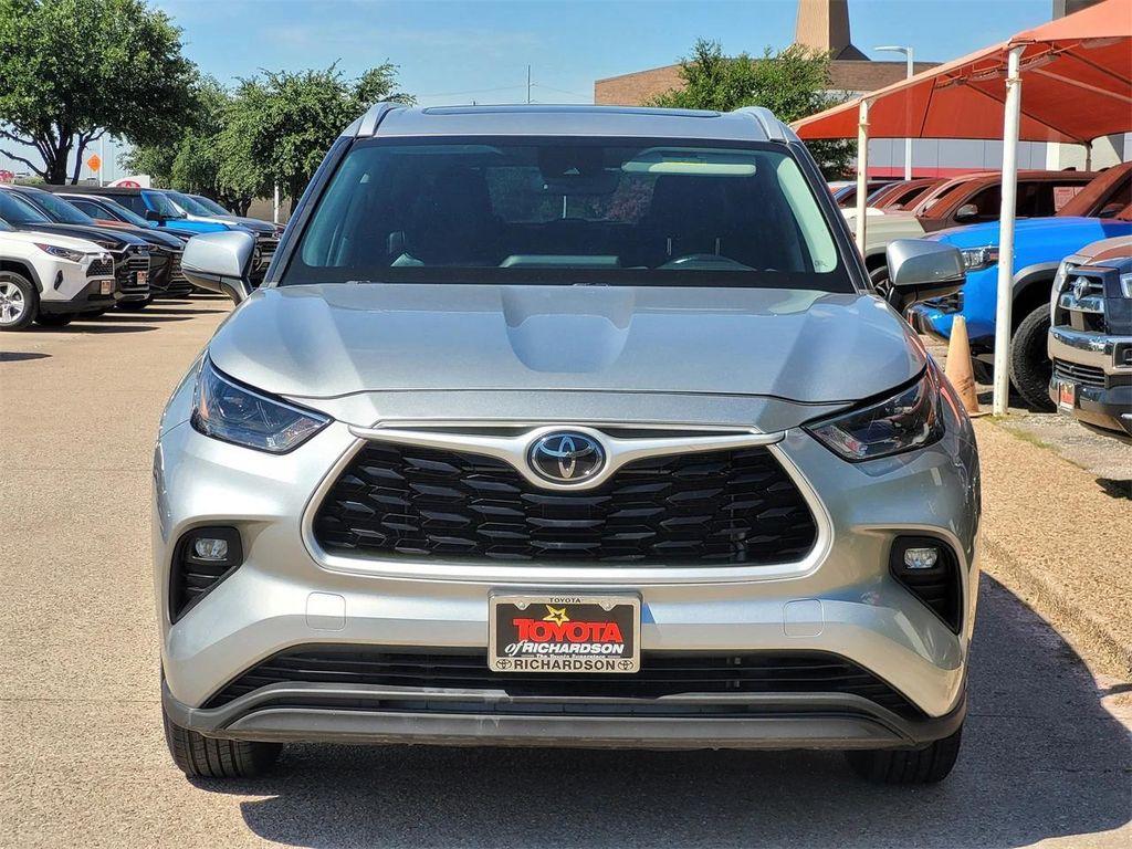 used 2022 Toyota Highlander car, priced at $29,617