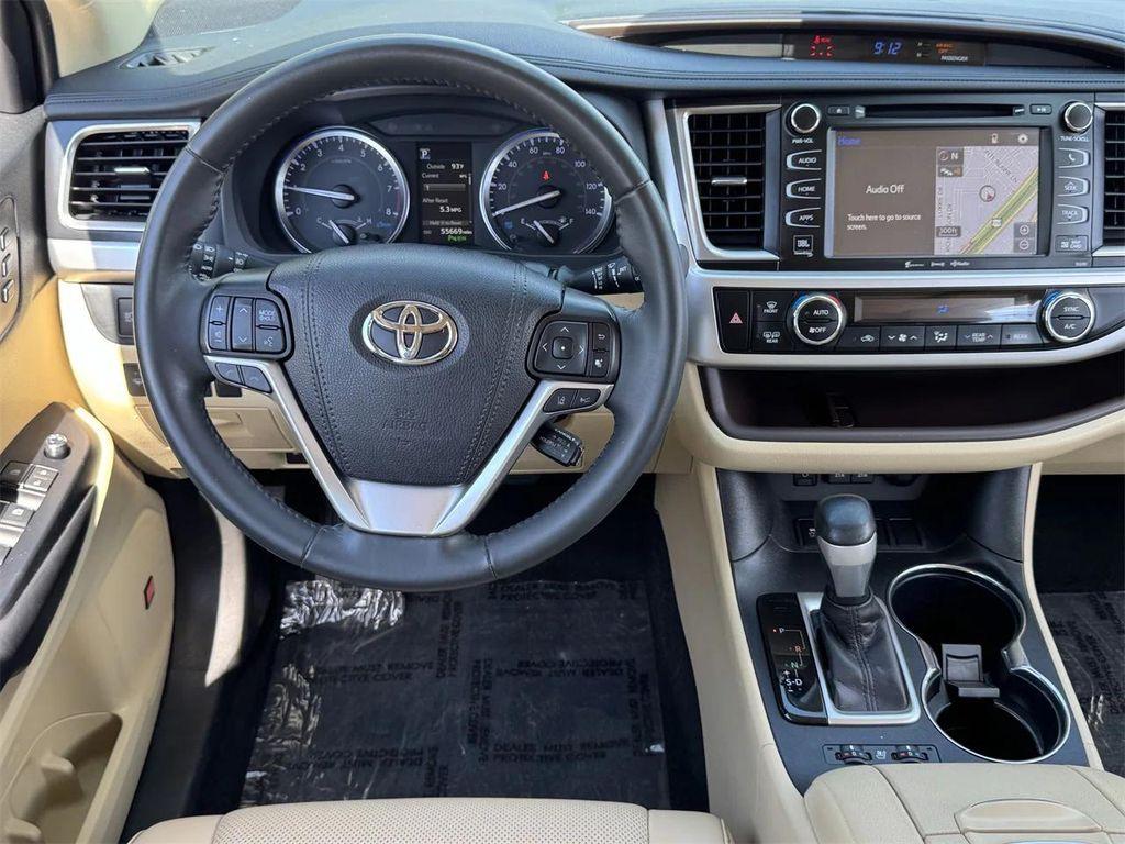 used 2019 Toyota Highlander car, priced at $29,787