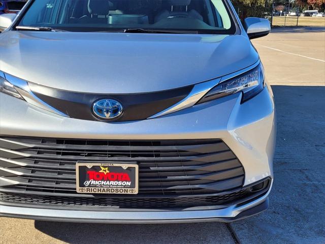 used 2022 Toyota Sienna car, priced at $36,941