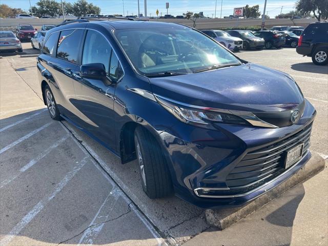 used 2022 Toyota Sienna car, priced at $37,659