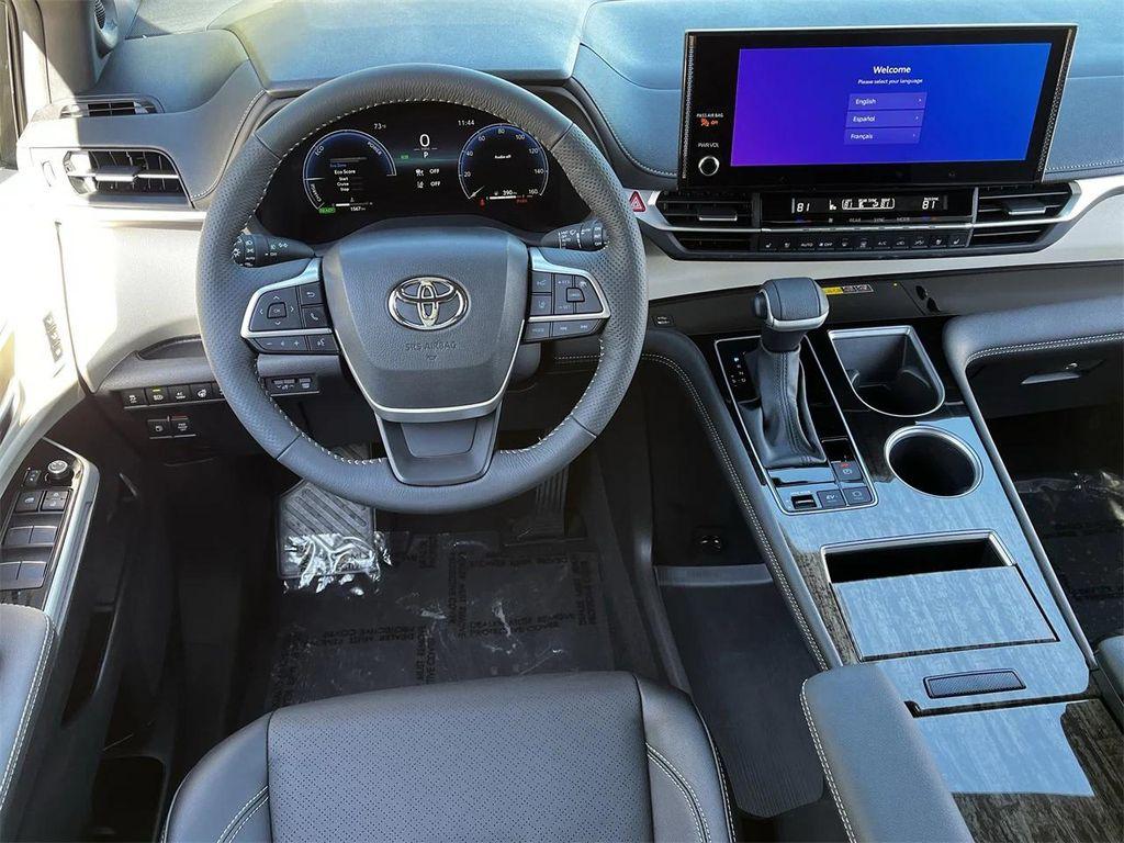 used 2025 Toyota Sienna car, priced at $59,995