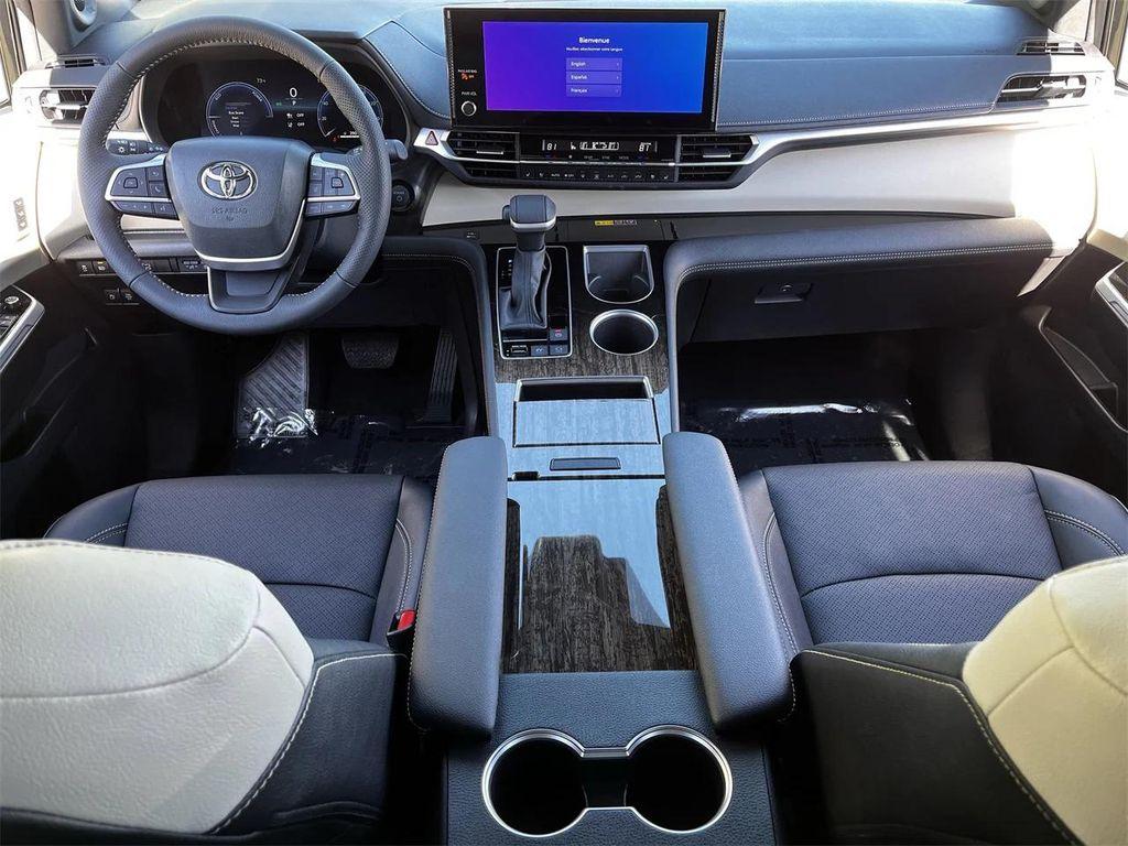 used 2025 Toyota Sienna car, priced at $59,995