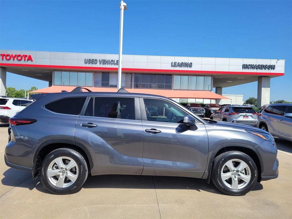 used 2024 Toyota Highlander car, priced at $35,910