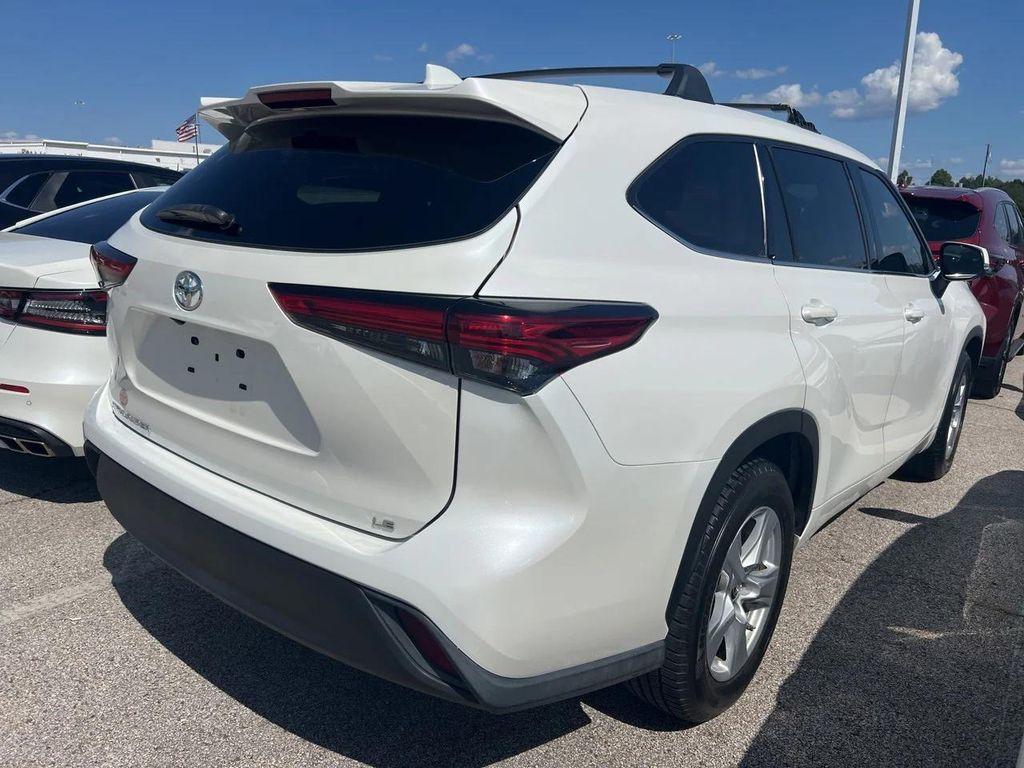 used 2021 Toyota Highlander car