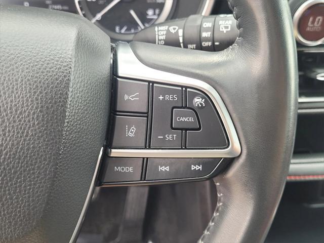 used 2021 Toyota Highlander car, priced at $36,940