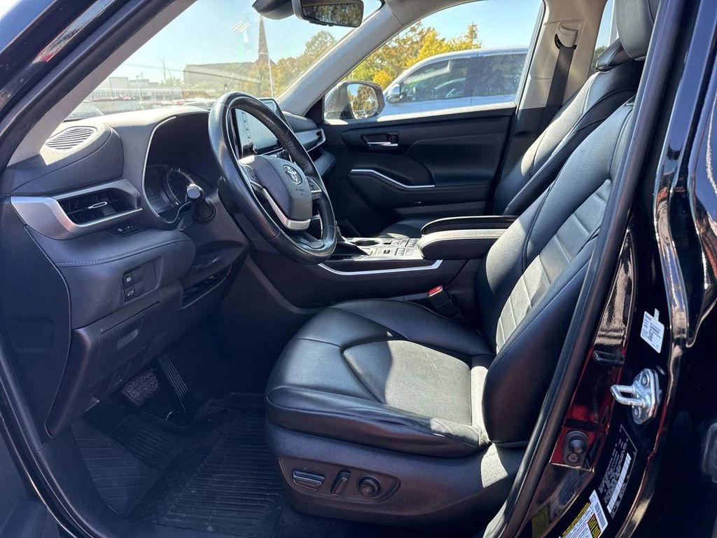used 2022 Toyota Highlander car, priced at $33,855