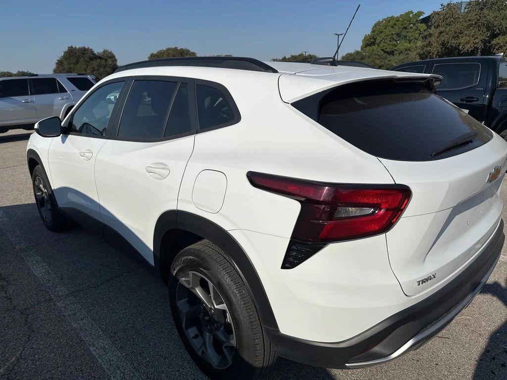 used 2024 Chevrolet Trax car, priced at $20,998