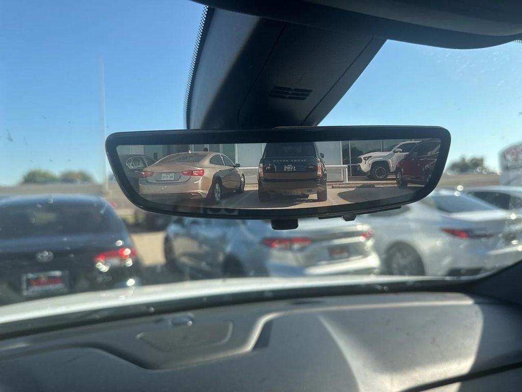 used 2022 Chevrolet Traverse car