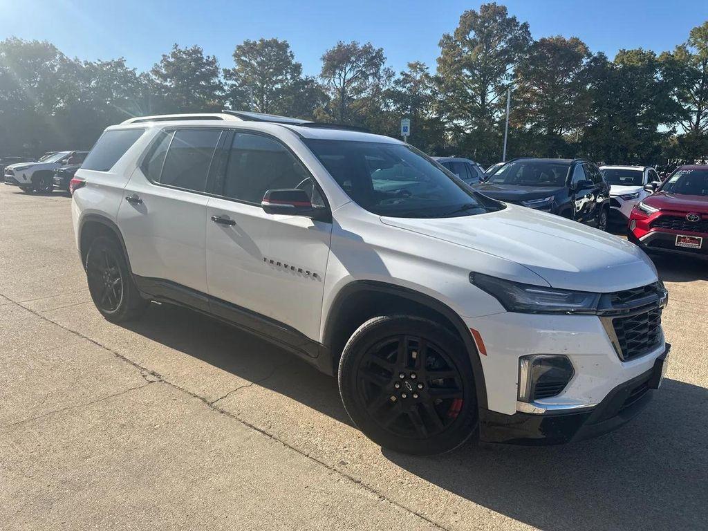 used 2022 Chevrolet Traverse car