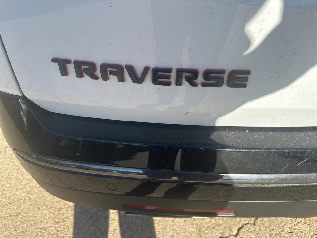 used 2022 Chevrolet Traverse car