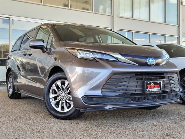 used 2023 Toyota Sienna car, priced at $35,845