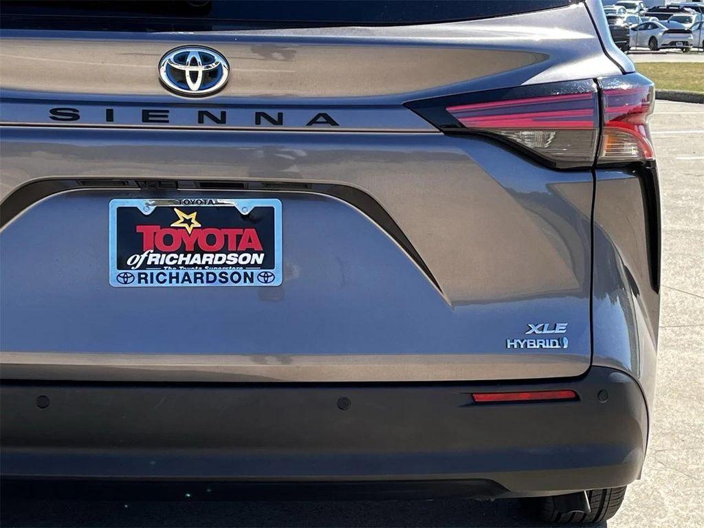 used 2022 Toyota Sienna car, priced at $31,757