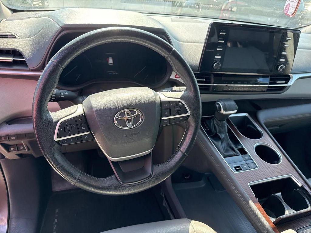 used 2022 Toyota Sienna car, priced at $33,998
