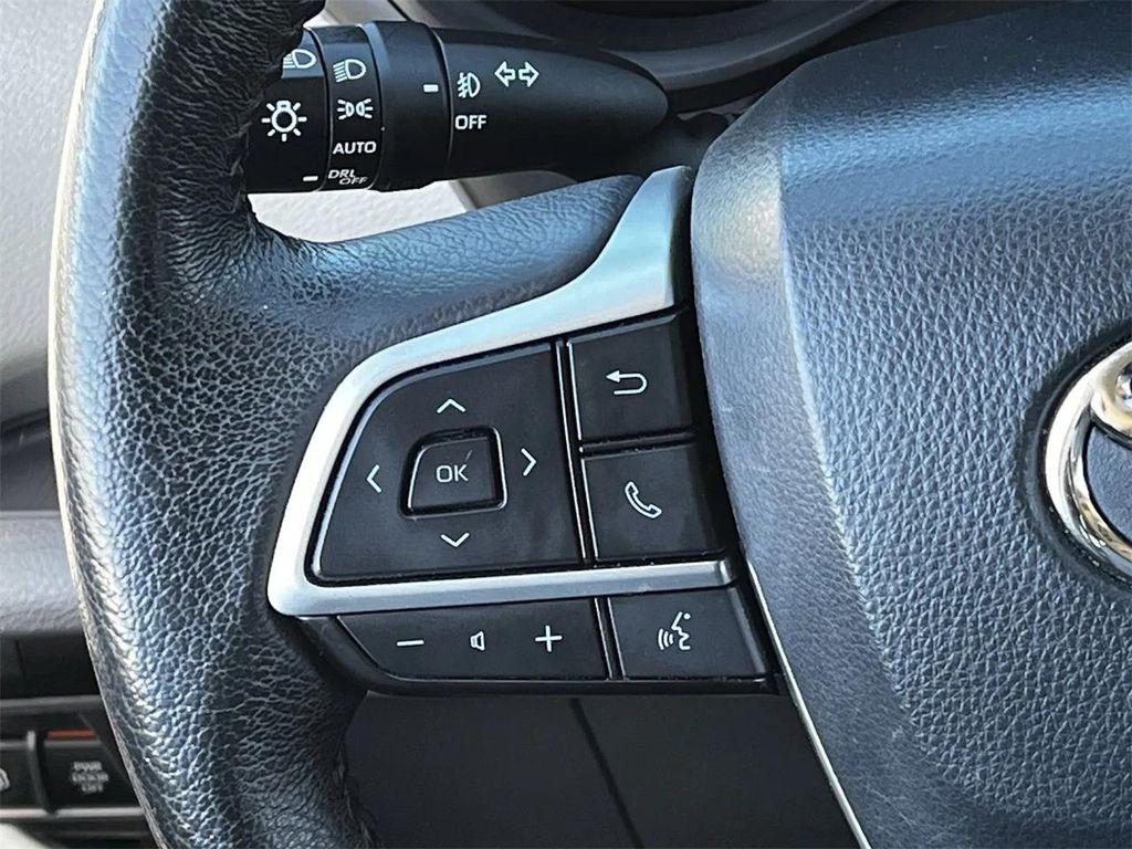 used 2022 Toyota Sienna car, priced at $31,757