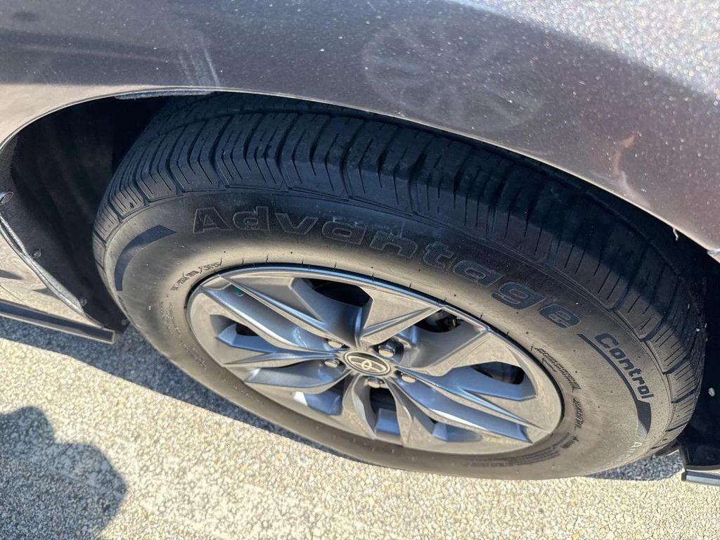 used 2022 Toyota Sienna car, priced at $33,998