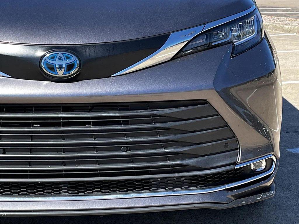 used 2022 Toyota Sienna car, priced at $31,757