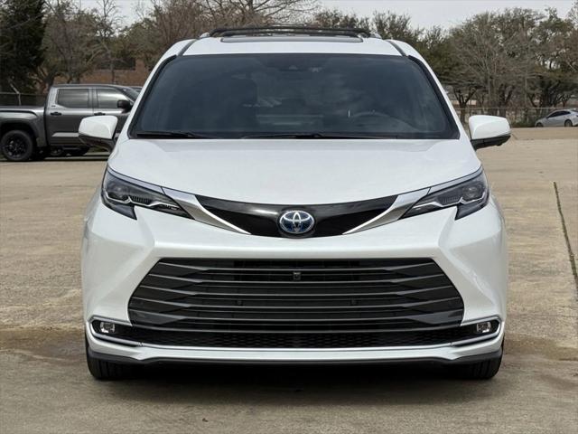 used 2025 Toyota Sienna car, priced at $61,998