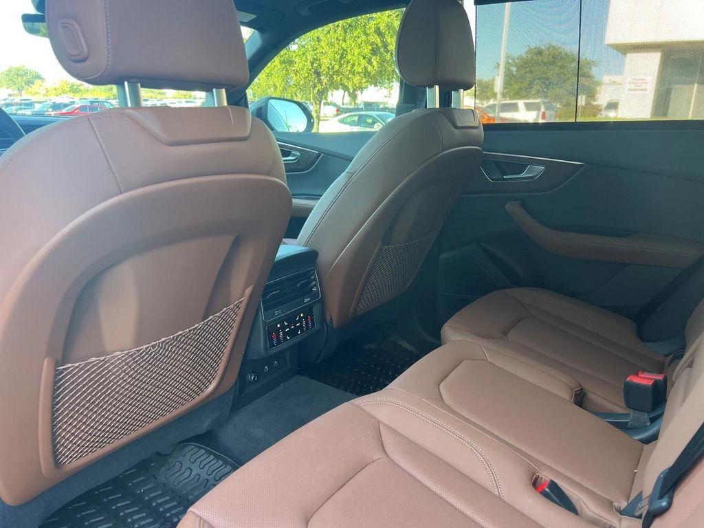 used 2024 Audi Q8 car
