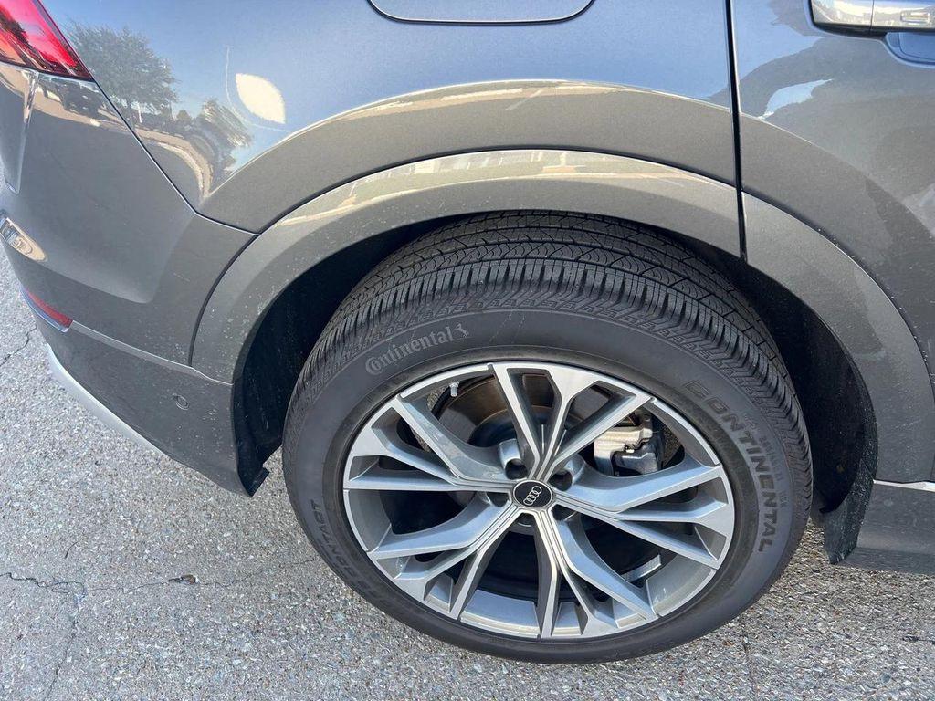 used 2024 Audi Q8 car