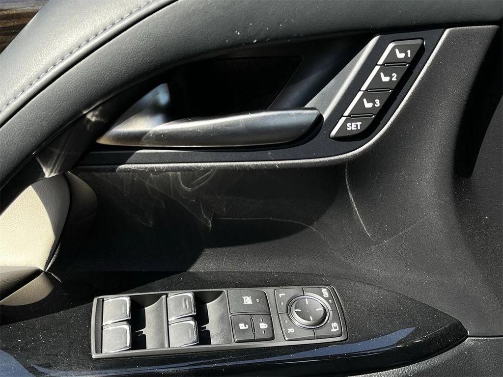 used 2019 Lexus LX 570 car, priced at $57,988