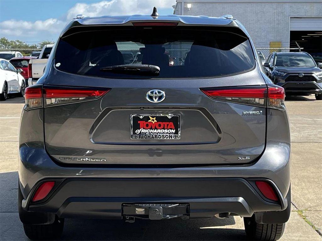 used 2023 Toyota Highlander Hybrid car, priced at $34,484