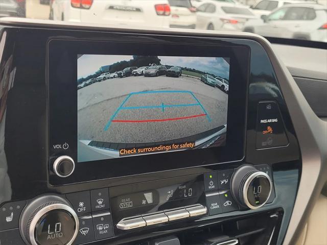 used 2023 Toyota Highlander car, priced at $33,821