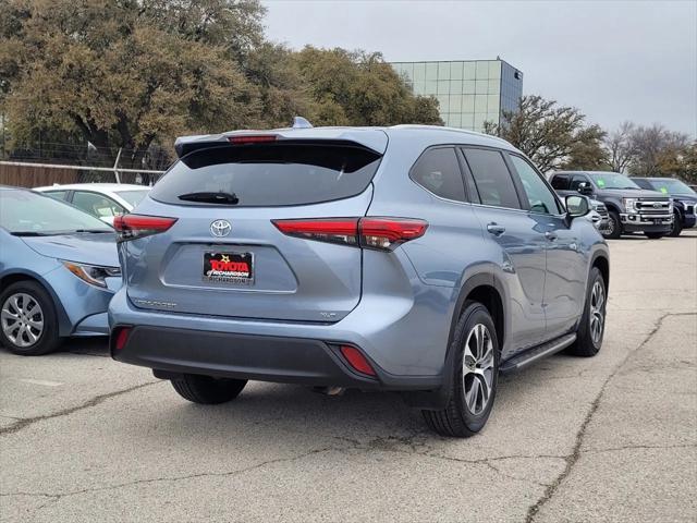 used 2023 Toyota Highlander car, priced at $35,936