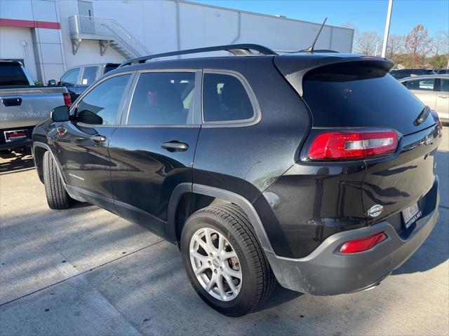 used 2016 Jeep Cherokee car, priced at $10,429