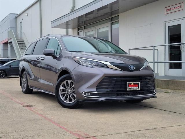 used 2023 Toyota Sienna car, priced at $43,988