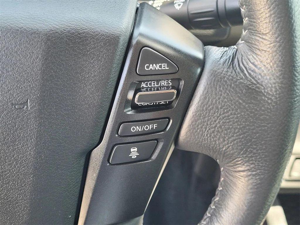used 2022 Nissan Frontier car, priced at $25,998