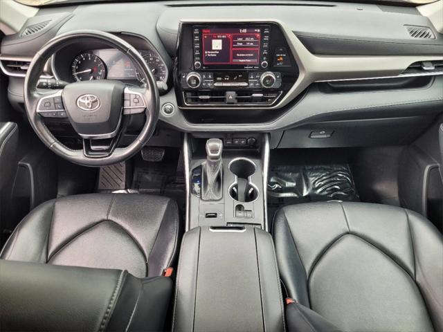 used 2021 Toyota Highlander car, priced at $28,988