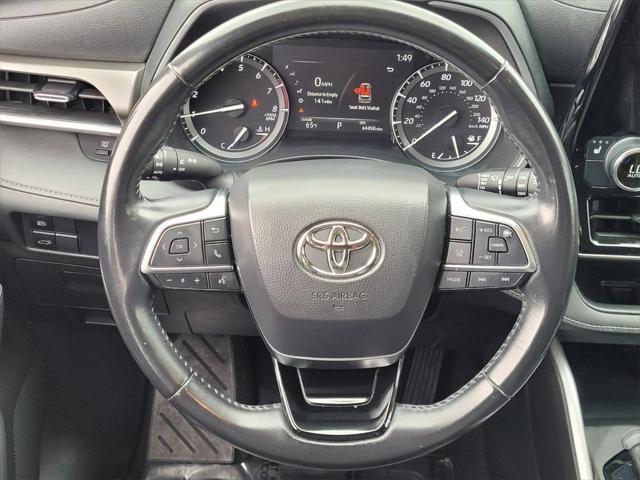 used 2021 Toyota Highlander car, priced at $28,988