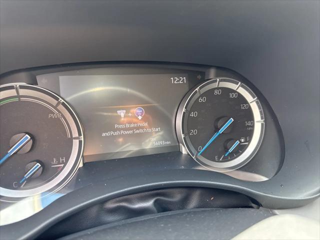 used 2022 Toyota Highlander Hybrid car, priced at $39,998