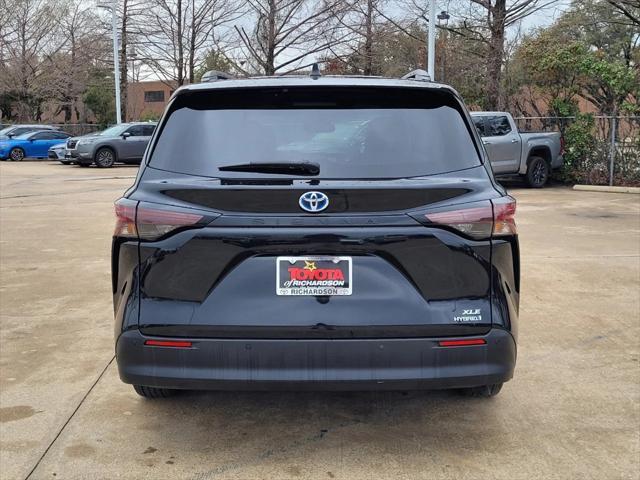 used 2023 Toyota Sienna car, priced at $41,277