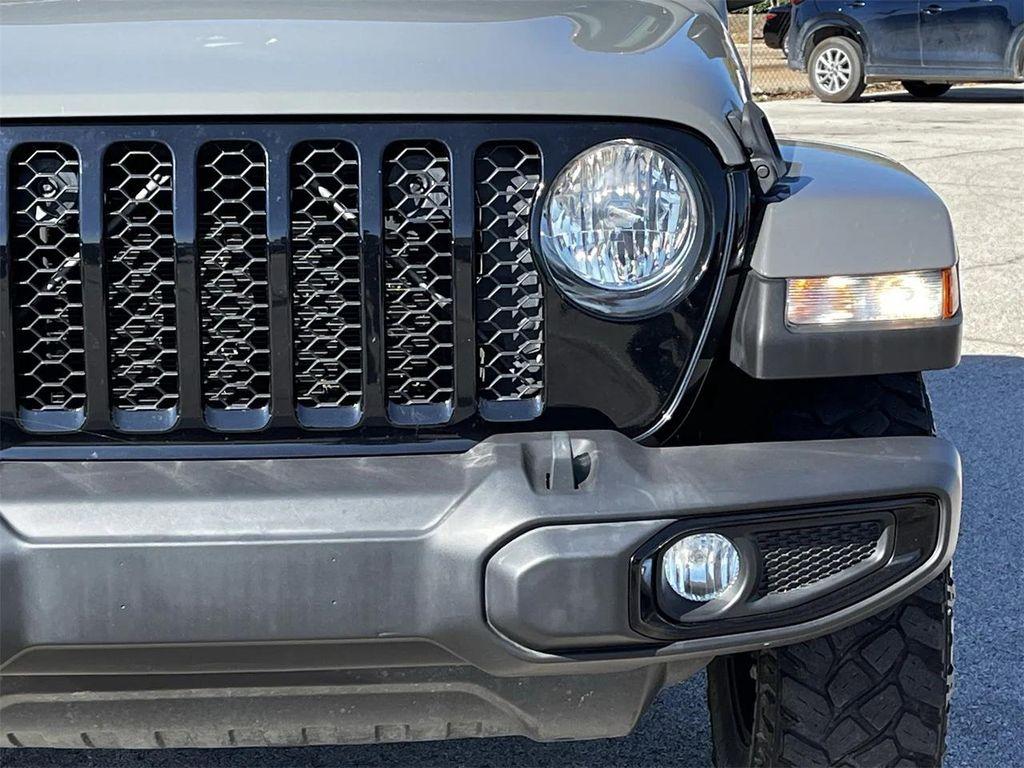 used 2021 Jeep Gladiator car, priced at $28,564