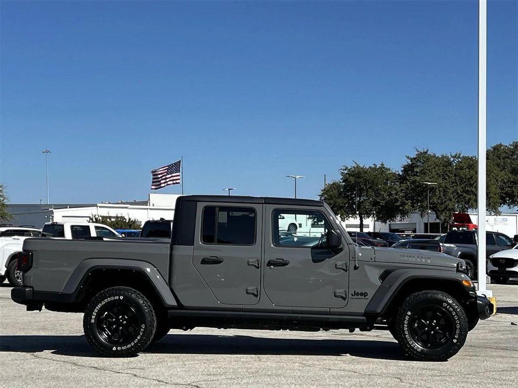 used 2021 Jeep Gladiator car, priced at $28,564