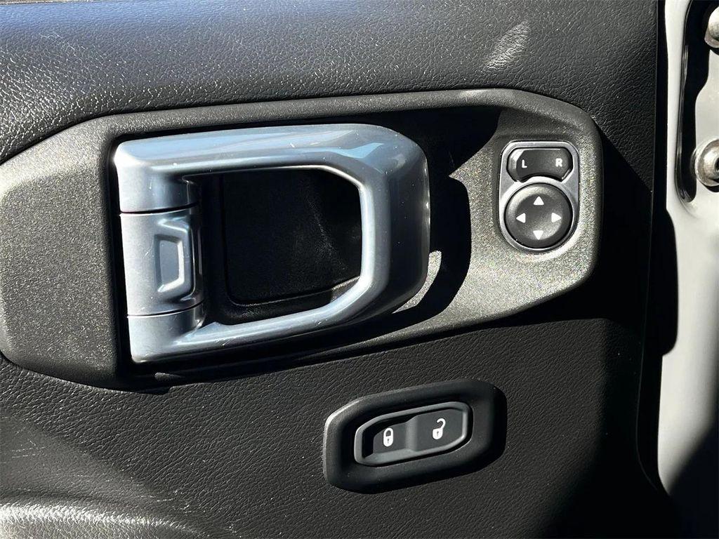 used 2021 Jeep Gladiator car, priced at $28,564