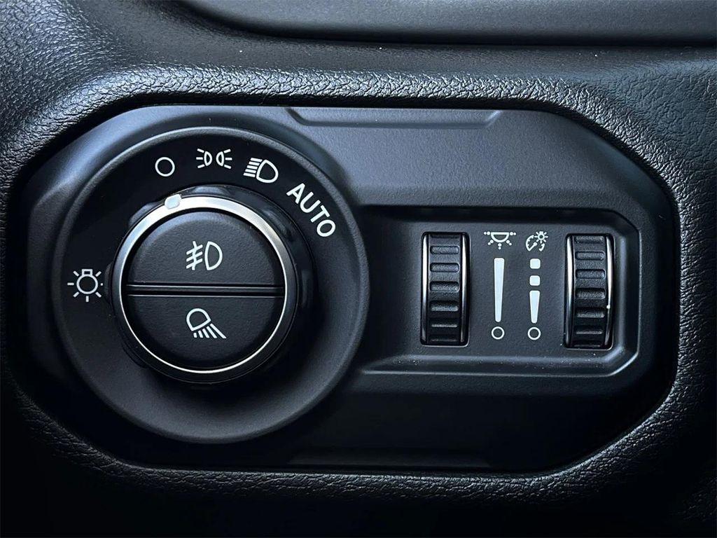 used 2021 Jeep Gladiator car, priced at $28,564