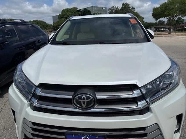 used 2019 Toyota Highlander car
