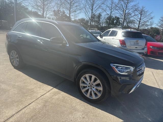 used 2021 Mercedes-Benz GLC 300 car, priced at $24,998