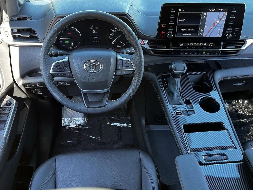 used 2024 Toyota Sienna car, priced at $39,276