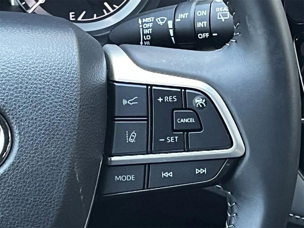 used 2024 Toyota Highlander car, priced at $38,988