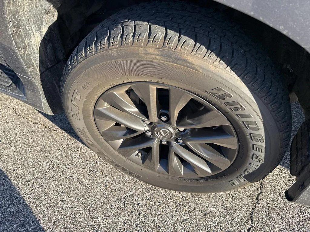 used 2023 Lexus GX 460 car, priced at $54,859