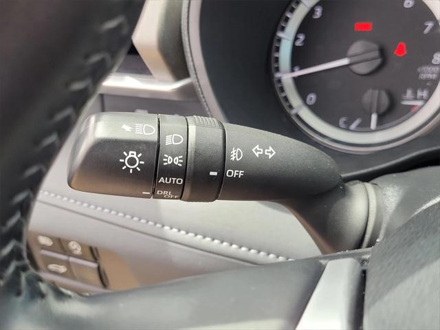 used 2023 Toyota Highlander car, priced at $32,685