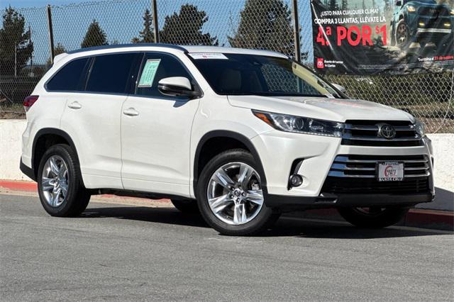used 2018 Toyota Highlander car, priced at $29,993