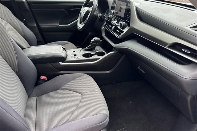 used 2023 Toyota Highlander Hybrid car, priced at $42,995