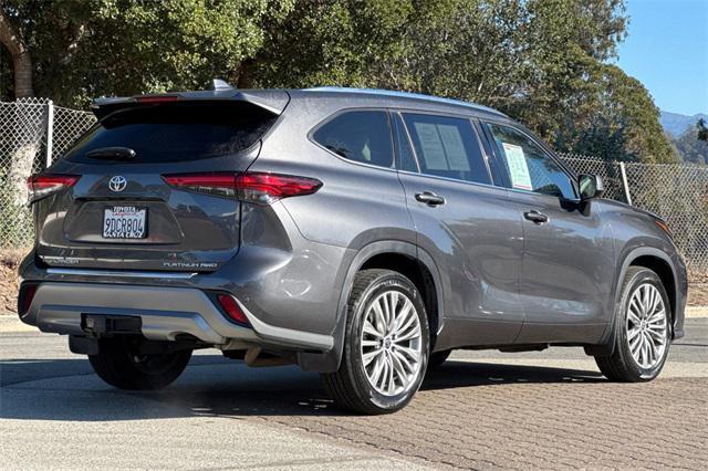 used 2022 Toyota Highlander car, priced at $39,586