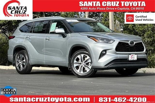 used 2022 Toyota Highlander car, priced at $36,995